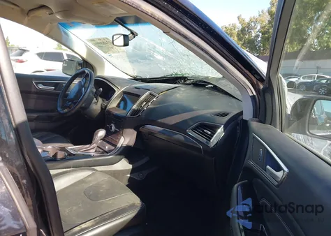 2018 Ford Edge Titanium z USA, uszkodzony, nr VIN 2FMPK3K91JBB42102